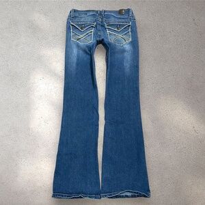 Wallflower “The Luscious Curvy Fit” Mid Rise Bootcut Jeans